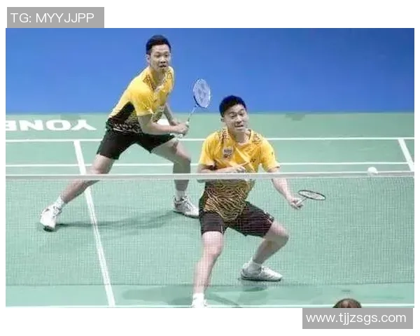 成都羽毛球队在精英赛中的力量展现与战术分析